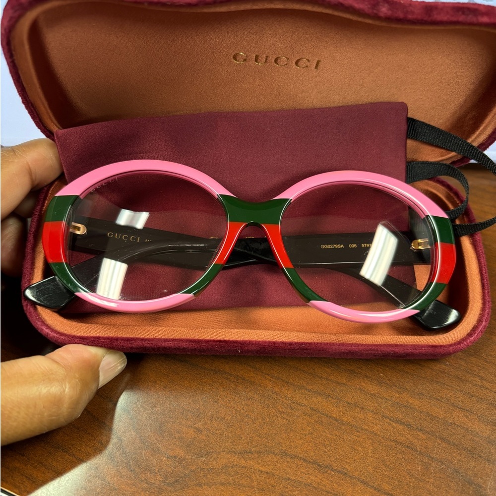 Gucci